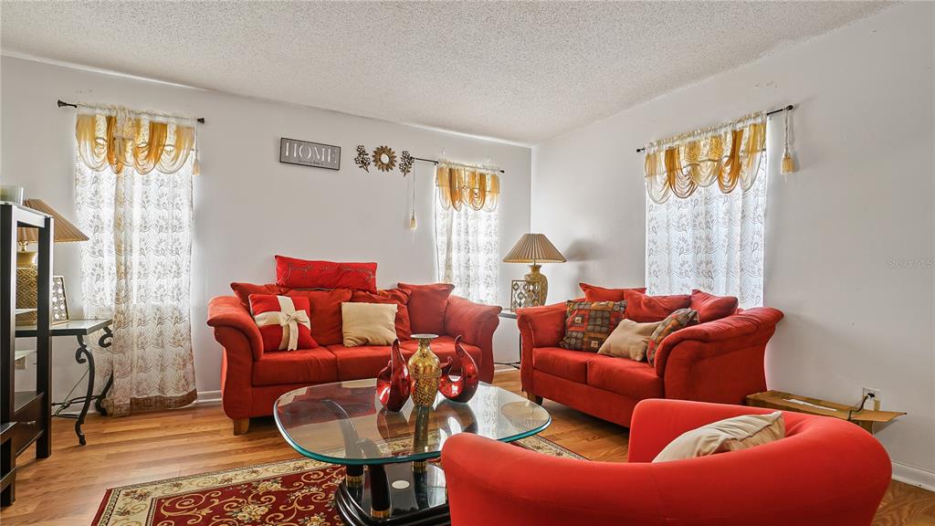 5891 Sir Henry Road Orlando, FL 32808 - Photo 5 of 40
