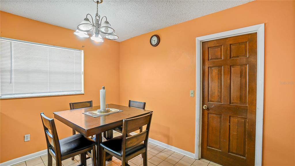 5891 Sir Henry Road Orlando, FL 32808 - Photo 10 of 40