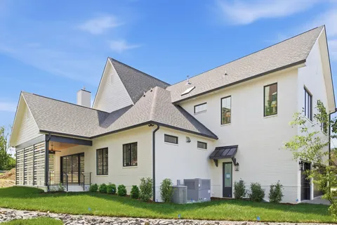 $1,999,000 | 3918 Cross Creek Road, Unit B, Nashville, TN 37215