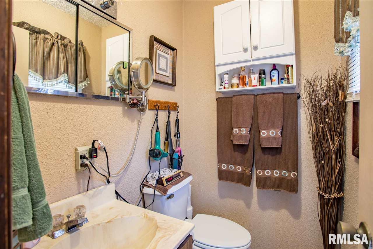 805 Cottage Road New Boston, IL 61272 - Photo 19 of 22 Gallery Image 19