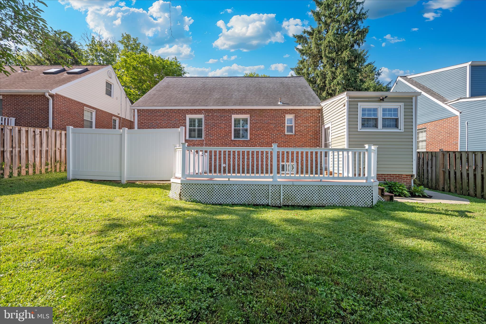 2021 Lansdowne Way Silver Spring, MD 20910 - Photo 55 of 64 Exterior Back