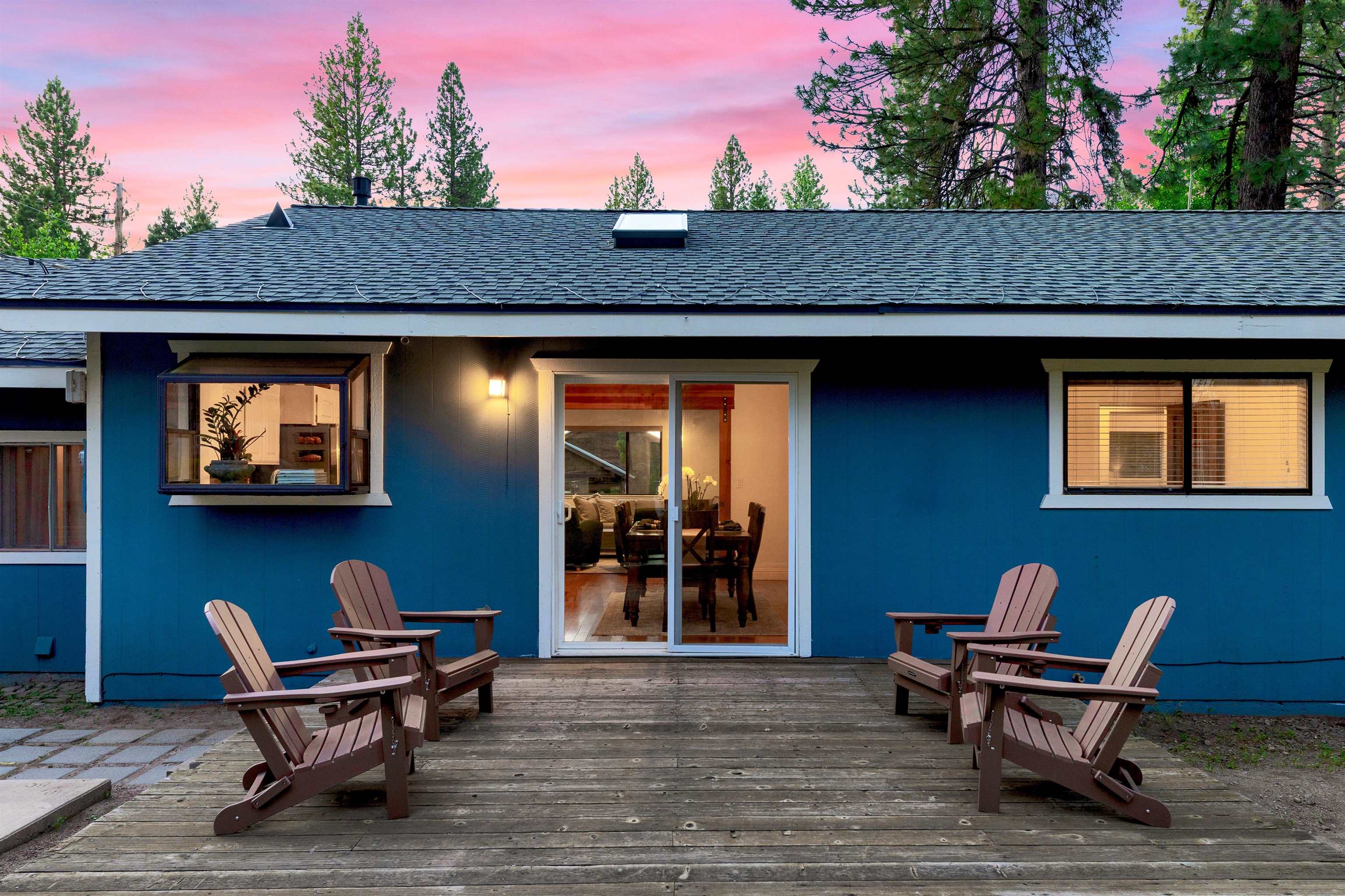 10895 Jeffery Pine Road Truckee, CA 96161 - Photo 5 of 28