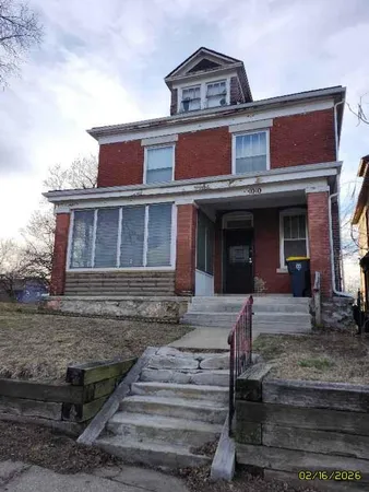 $69,900 | 1010 Brooklyn Avenue, Kansas City, MO 64127
