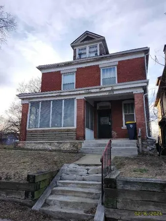 $69,900 | 1010 Brooklyn Avenue, Kansas City, MO 64127