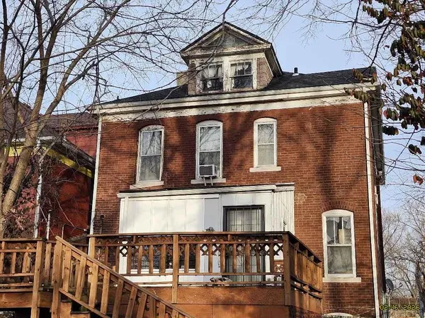 $69,900 | 1010 Brooklyn Avenue, Kansas City, MO 64127
