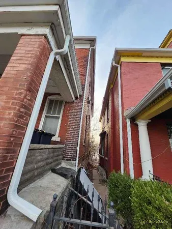 $69,900 | 1010 Brooklyn Avenue, Kansas City, MO 64127