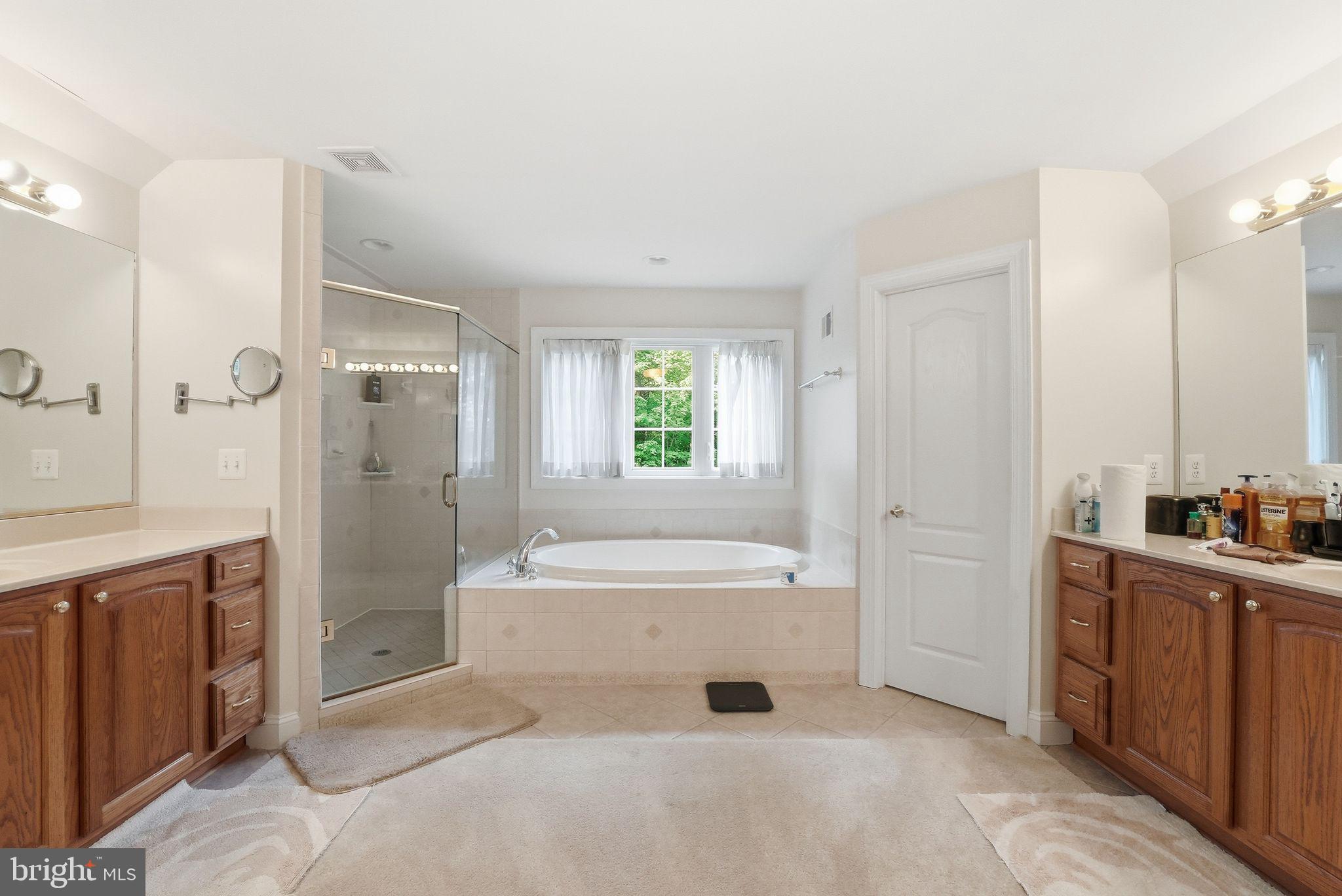 13301 Dumfries Road Manassas, VA 20112 - Photo 24 of 43 Master Bath