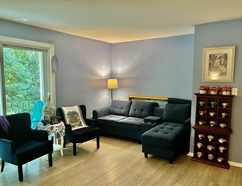 80 Damon Road, Unit 3204 Northampton, MA 01060 - Photo 1 of 40 Gallery Image 1