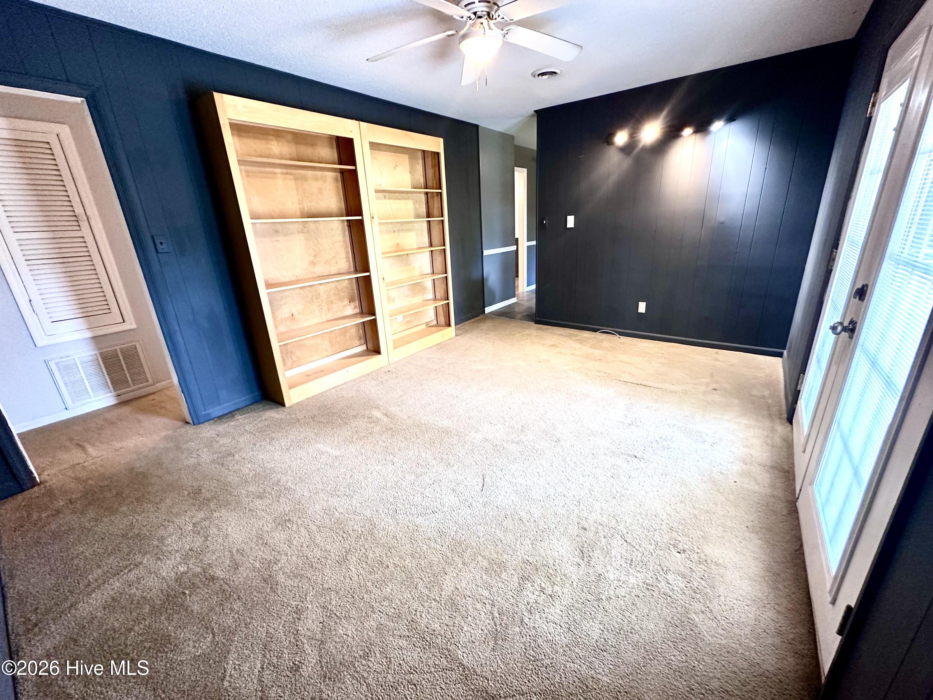 4558 Colonial Road Martinez, GA 30907 - Photo 3 of 27 Family Room