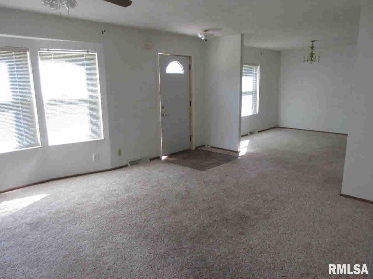 2806 Weaver Road Herrin, IL 62948 - Photo 11 of 17 Gallery Image 11