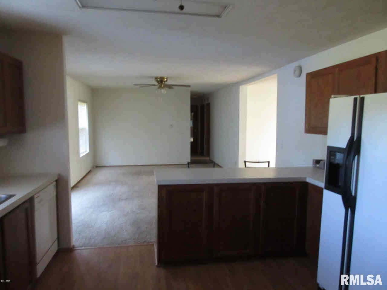 2806 Weaver Road Herrin, IL 62948 - Photo 13 of 17 Gallery Image 13