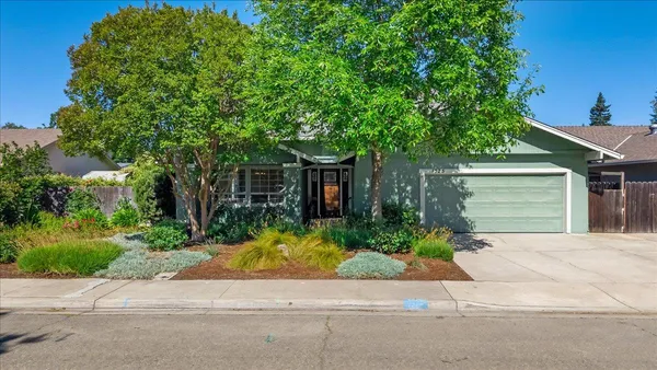 $589,000 | 1325 Sherwood Drive, Turlock, CA 95380