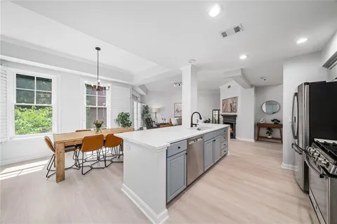 $900,000 | 850 Piedmont Avenue Northeast, Unit 3318, Atlanta, GA 30308