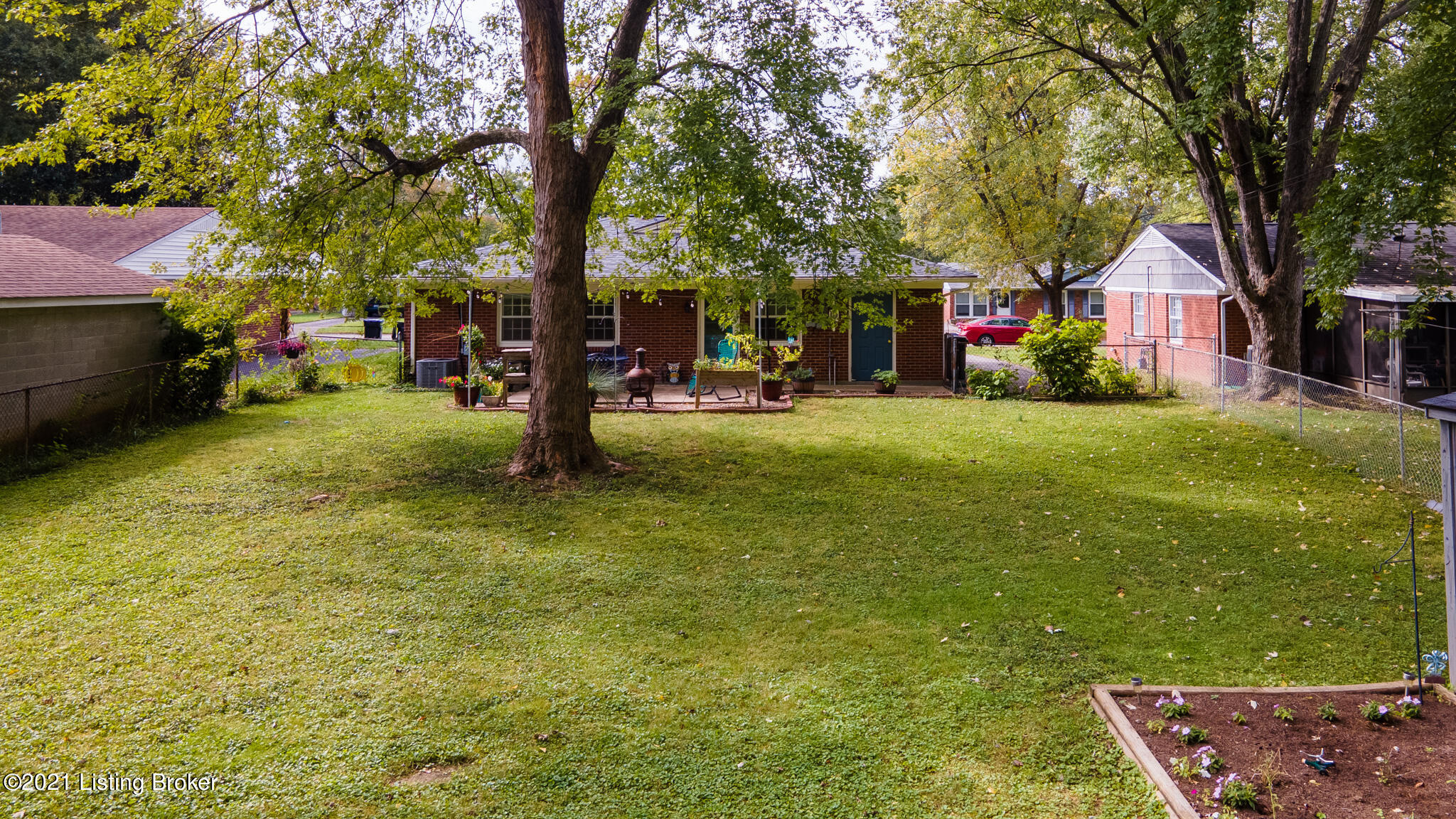 3827 Jupiter Road Louisville, KY 40218 - Photo 15 of 19 3827 Jupiter Rd