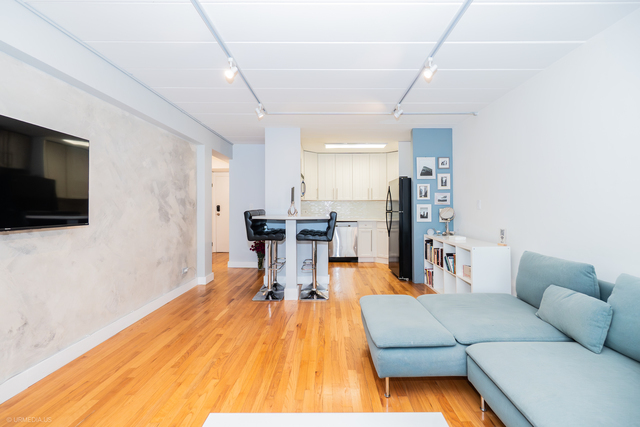 5616 North Kenmore Avenue, Unit 5A Chicago, IL 60660 - Photo 3 of 24