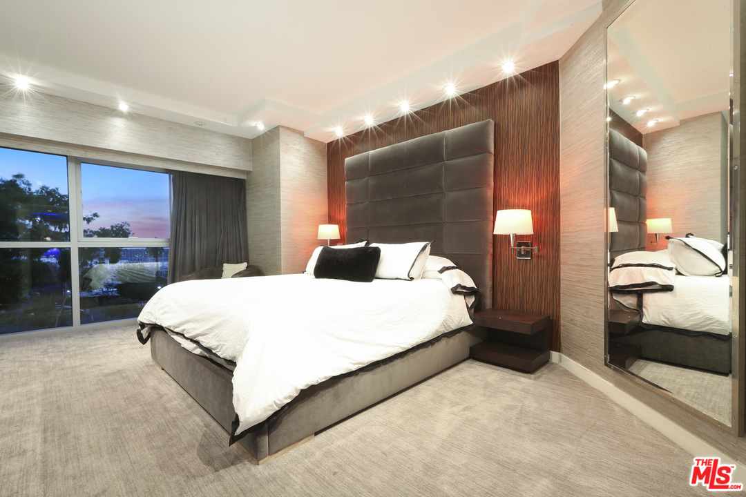 13700 Marina Pointe Drive, Unit 405 Venice, CA 90292 - Photo 21 of 54