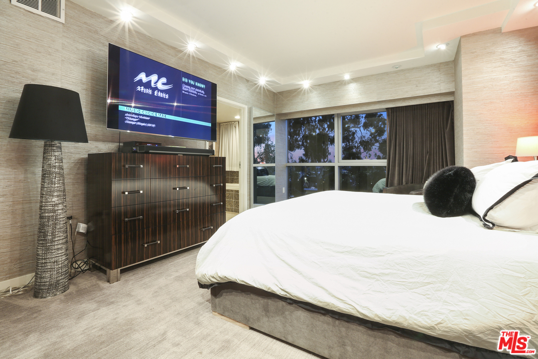 13700 Marina Pointe Drive, Unit 405 Venice, CA 90292 - Photo 24 of 54