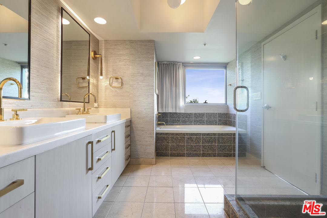 13700 Marina Pointe Drive, Unit 405 Venice, CA 90292 - Photo 26 of 54