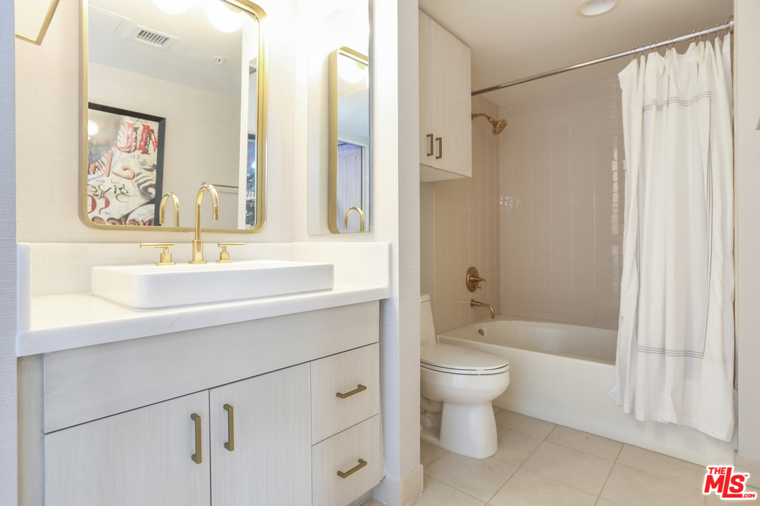 13700 Marina Pointe Drive, Unit 405 Venice, CA 90292 - Photo 28 of 54