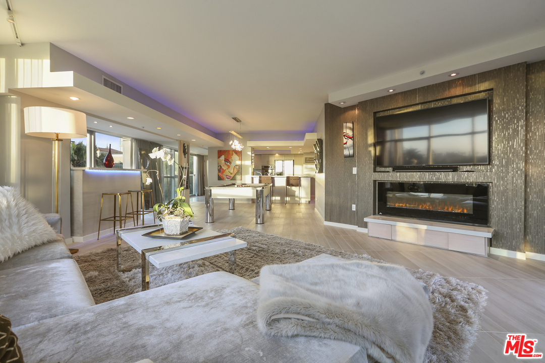 13700 Marina Pointe Drive, Unit 405 Venice, CA 90292 - Photo 4 of 54