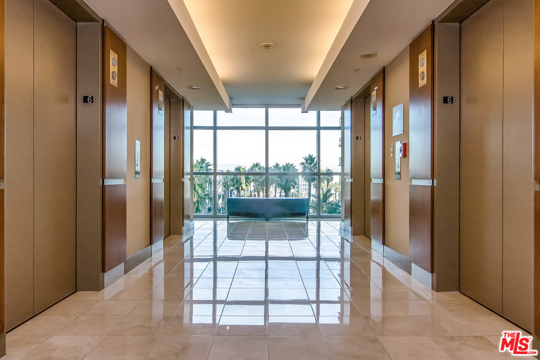 13700 Marina Pointe Drive, Unit 405 Venice, CA 90292 - Photo 35 of 54