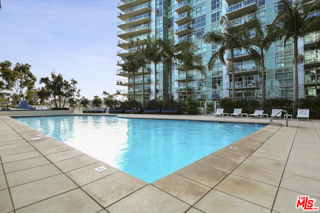 13700 Marina Pointe Drive, Unit 405 Venice, CA 90292 - Photo 38 of 54