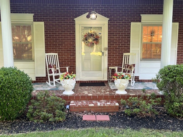 1386 Chisholm Road Cypress Inn, TN 38452 - Photo 3 of 58 a front view of a house with a yard