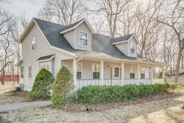 $525,000 | 715 12th Street, Somers, WI 53140