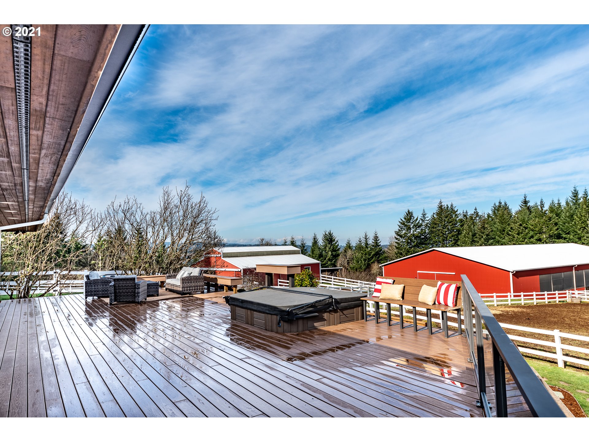16675 Southwest Parrett Mountain Road Sherwood, OR 97140 - Photo 23 of 31 a outdoor view with sitting space