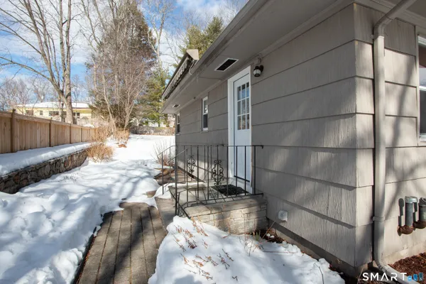 $3,400 | 26 East Maxwell Drive, West Hartford, CT 06107