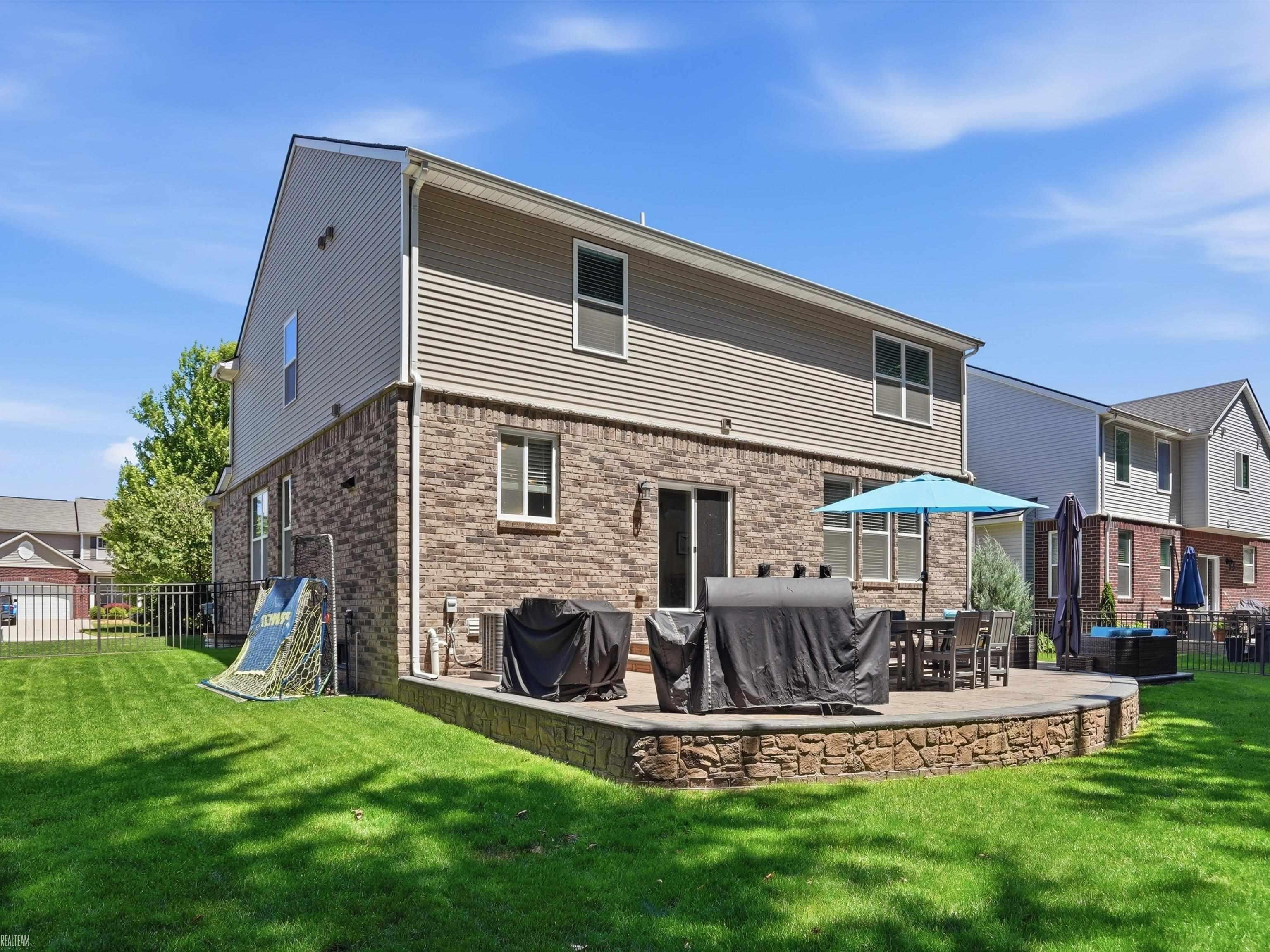 22326 Homestead Drive Macomb, MI 48044 - Photo 56 of 75