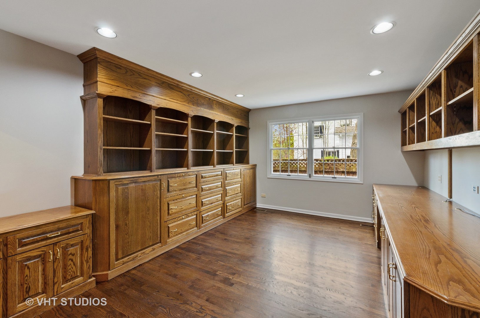 1150 Tower Road Winnetka, IL 60093 - Photo 17 of 33