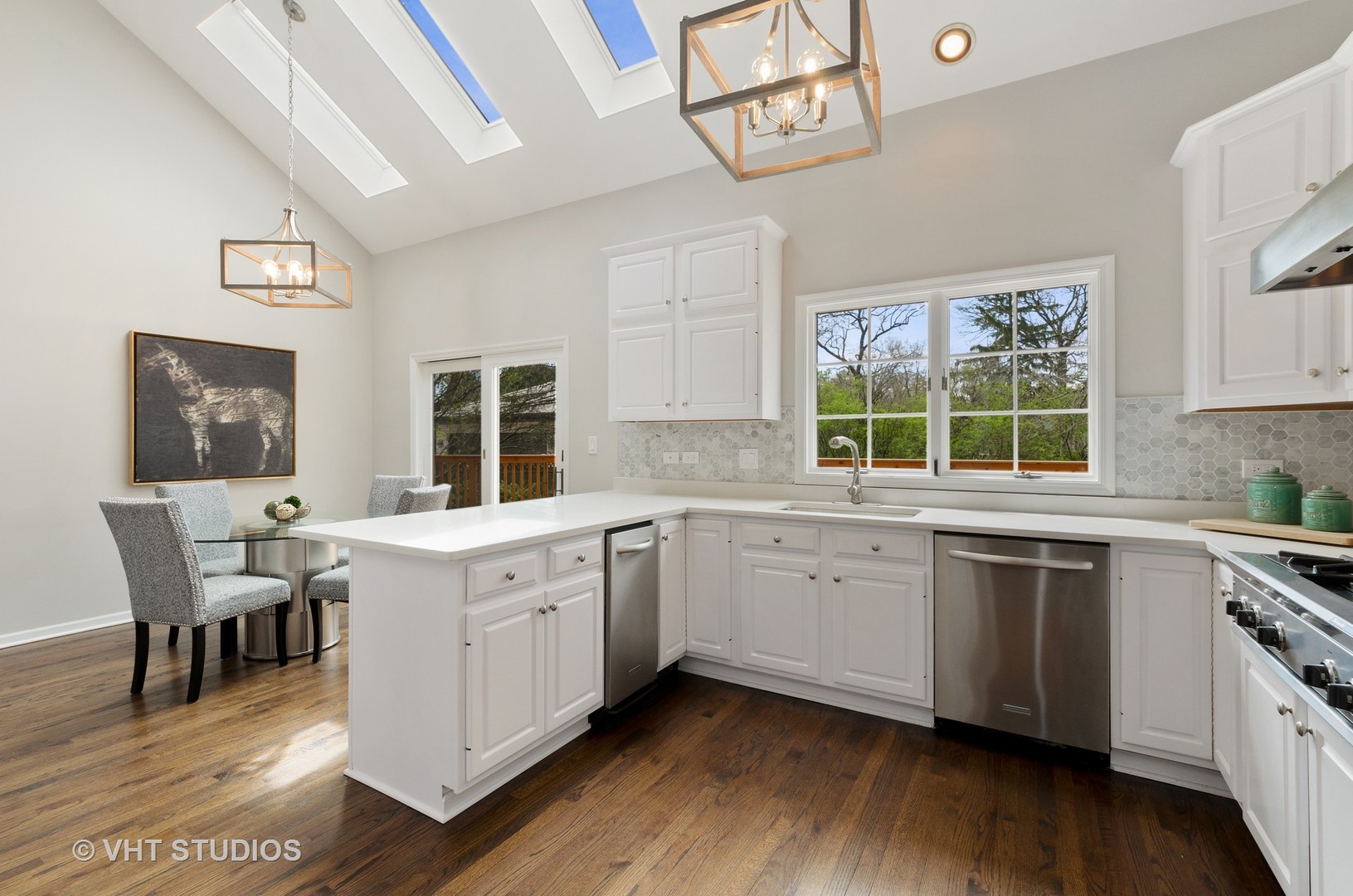 1150 Tower Road Winnetka, IL 60093 - Photo 10 of 33