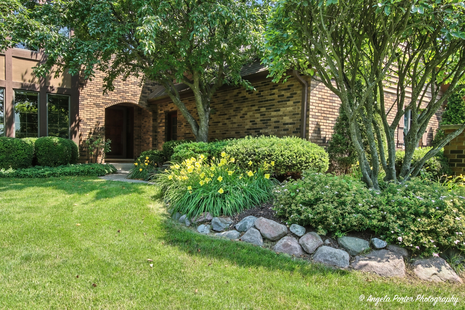 1815 Vineyard Lane Spring Grove, IL 60081 - Photo 35 of 42 Gallery Image 35