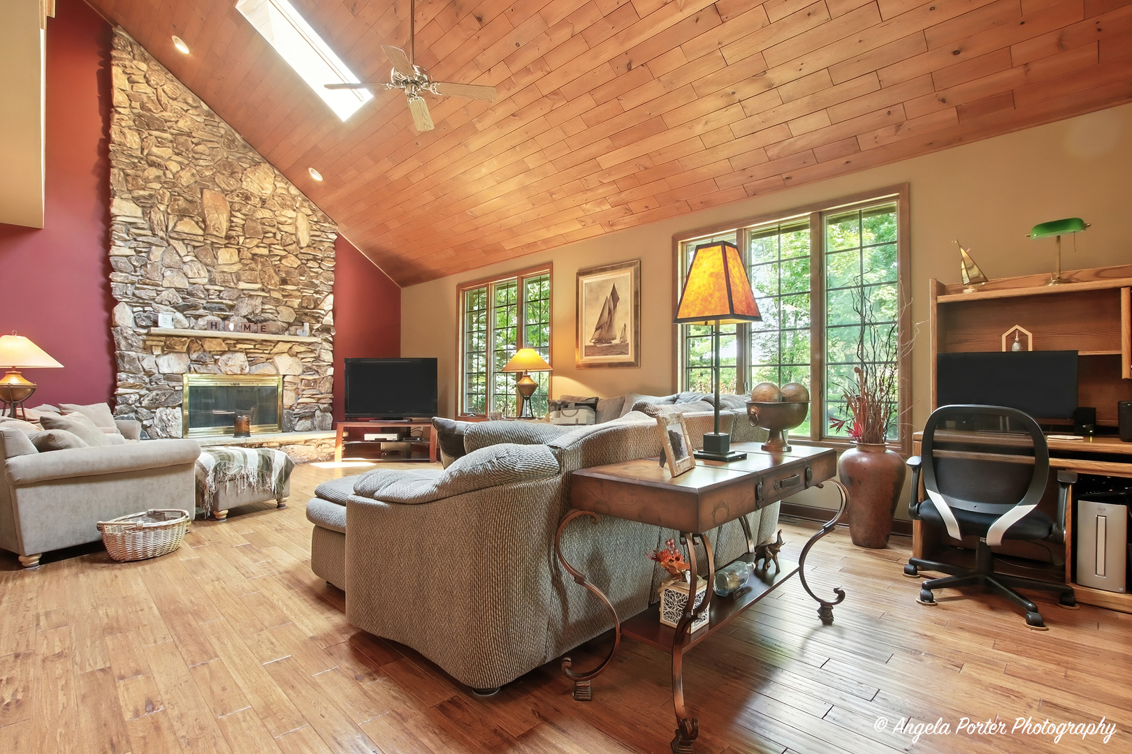 1815 Vineyard Lane Spring Grove, IL 60081 - Photo 6 of 42 Gallery Image 6