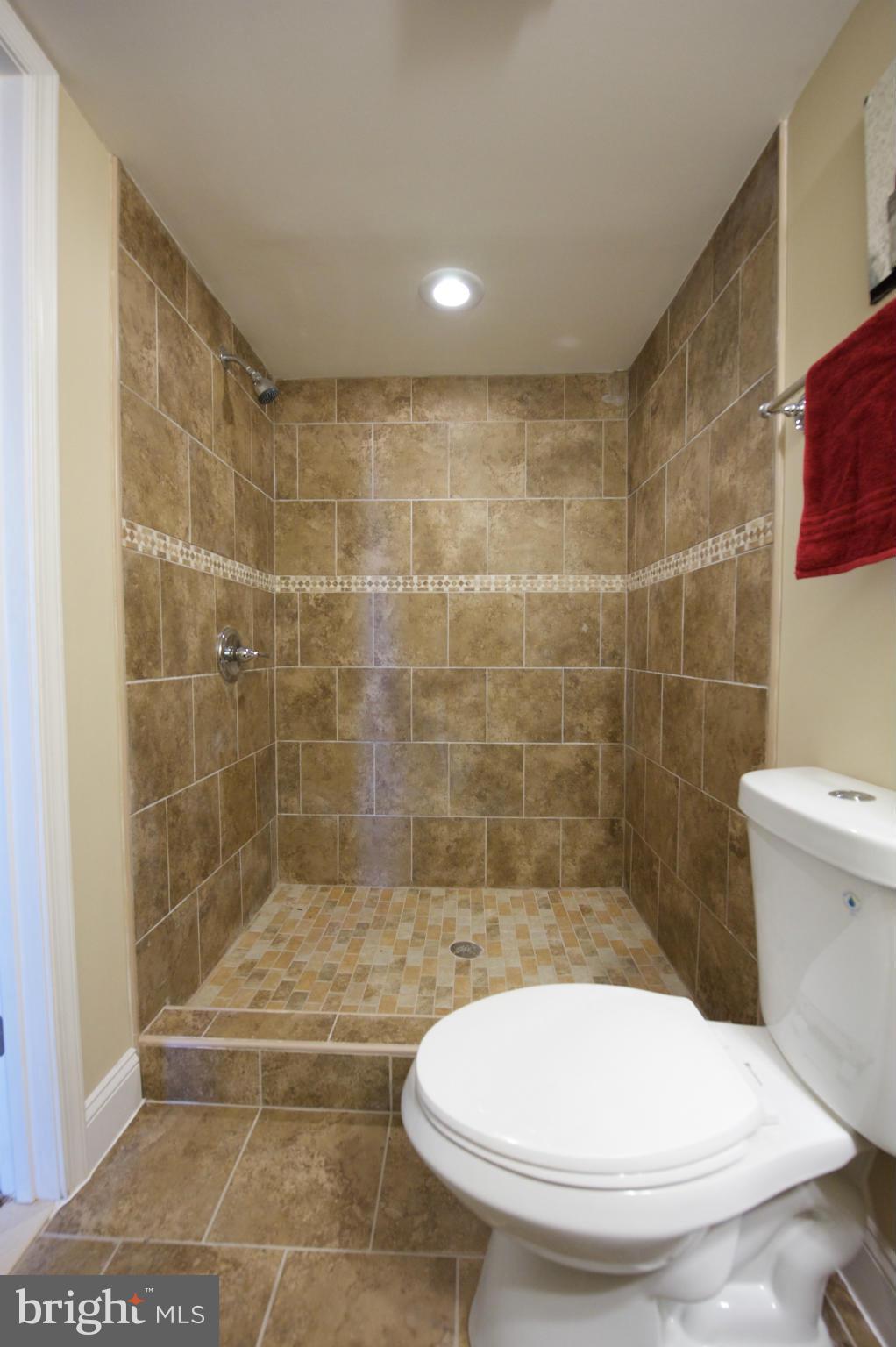 3823 Offutt Road Randallstown, MD 21133 - Photo 19 of 25 Bath