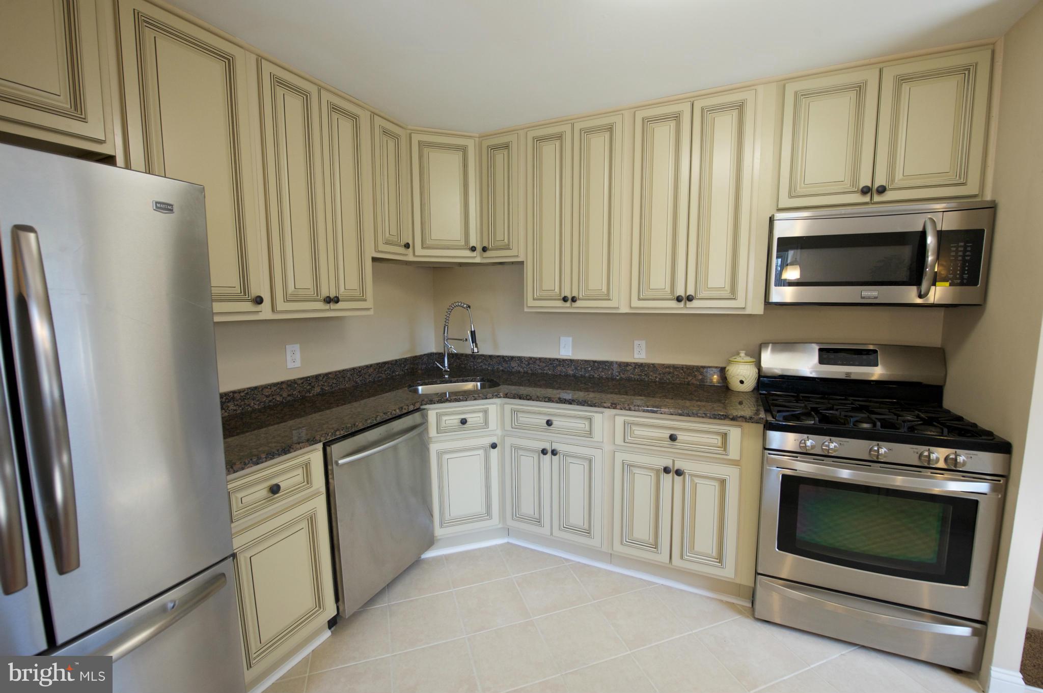 3823 Offutt Road Randallstown, MD 21133 - Photo 6 of 25 Kitchen