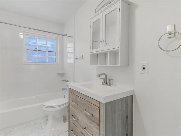 $2,500 | 2976 Cameo Lane, Farmers Branch, TX 75234