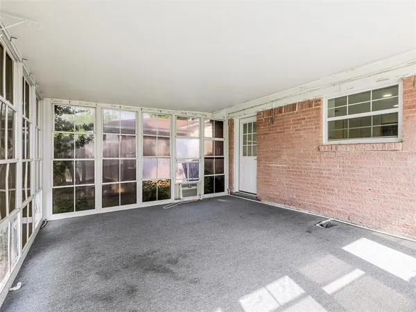 $2,500 | 2976 Cameo Lane, Farmers Branch, TX 75234