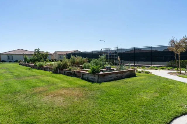 $348,000 | 601 Betten Street, Los Banos, CA 93635