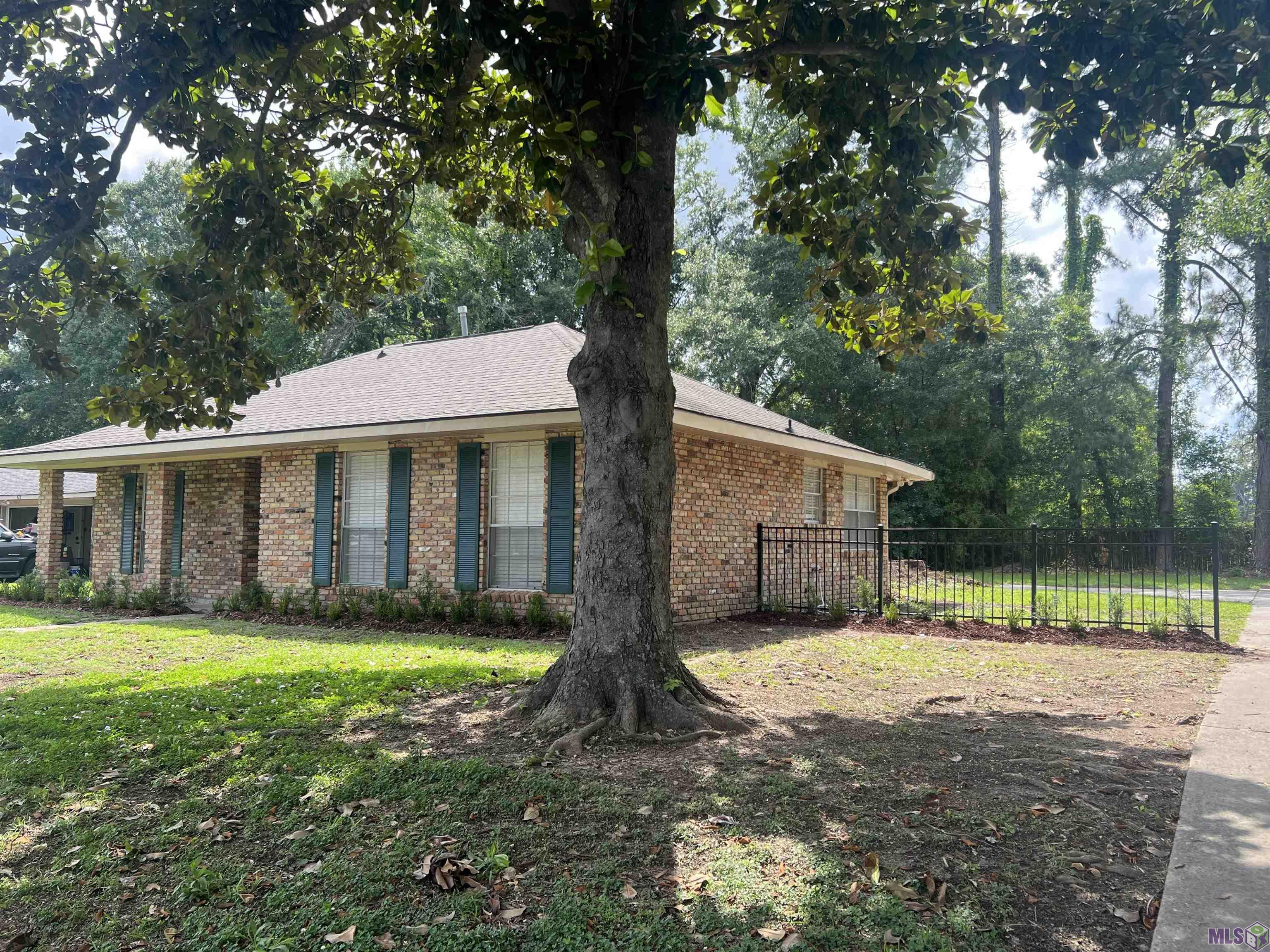 535 Halfway Tree Road Baton Rouge, LA 70810 - Photo 2 of 10