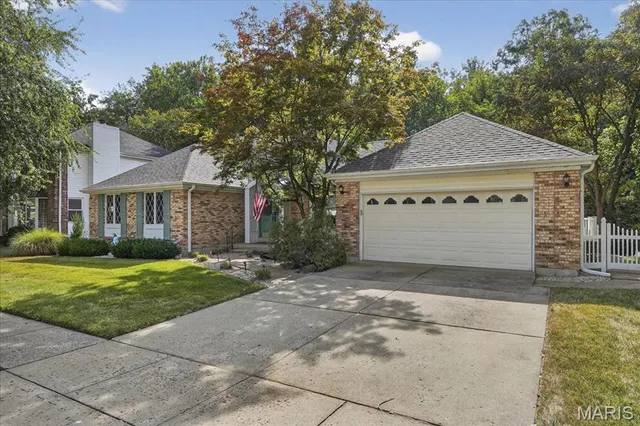 $350,000 | 134 Beaujolais Drive, Florissant, MO 63031