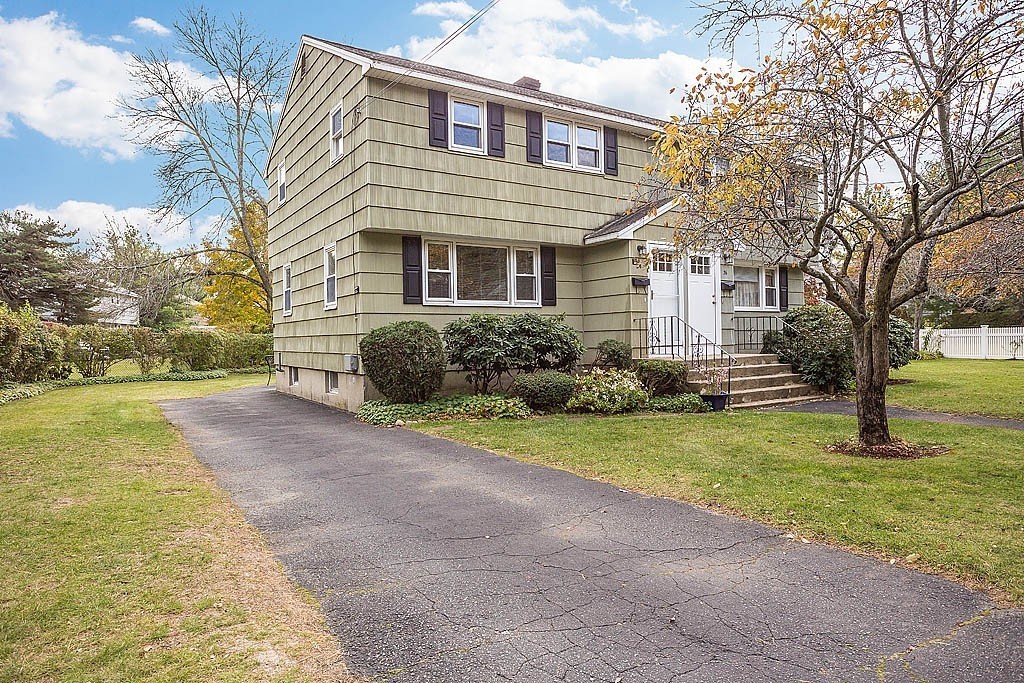 34 George Road, Unit 34 Winchester, MA 01890 - Photo 2 of 19