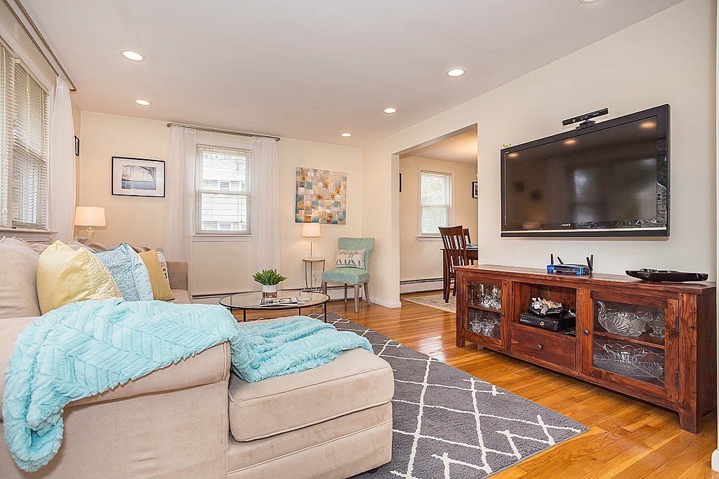 34 George Road, Unit 34 Winchester, MA 01890 - Photo 4 of 19