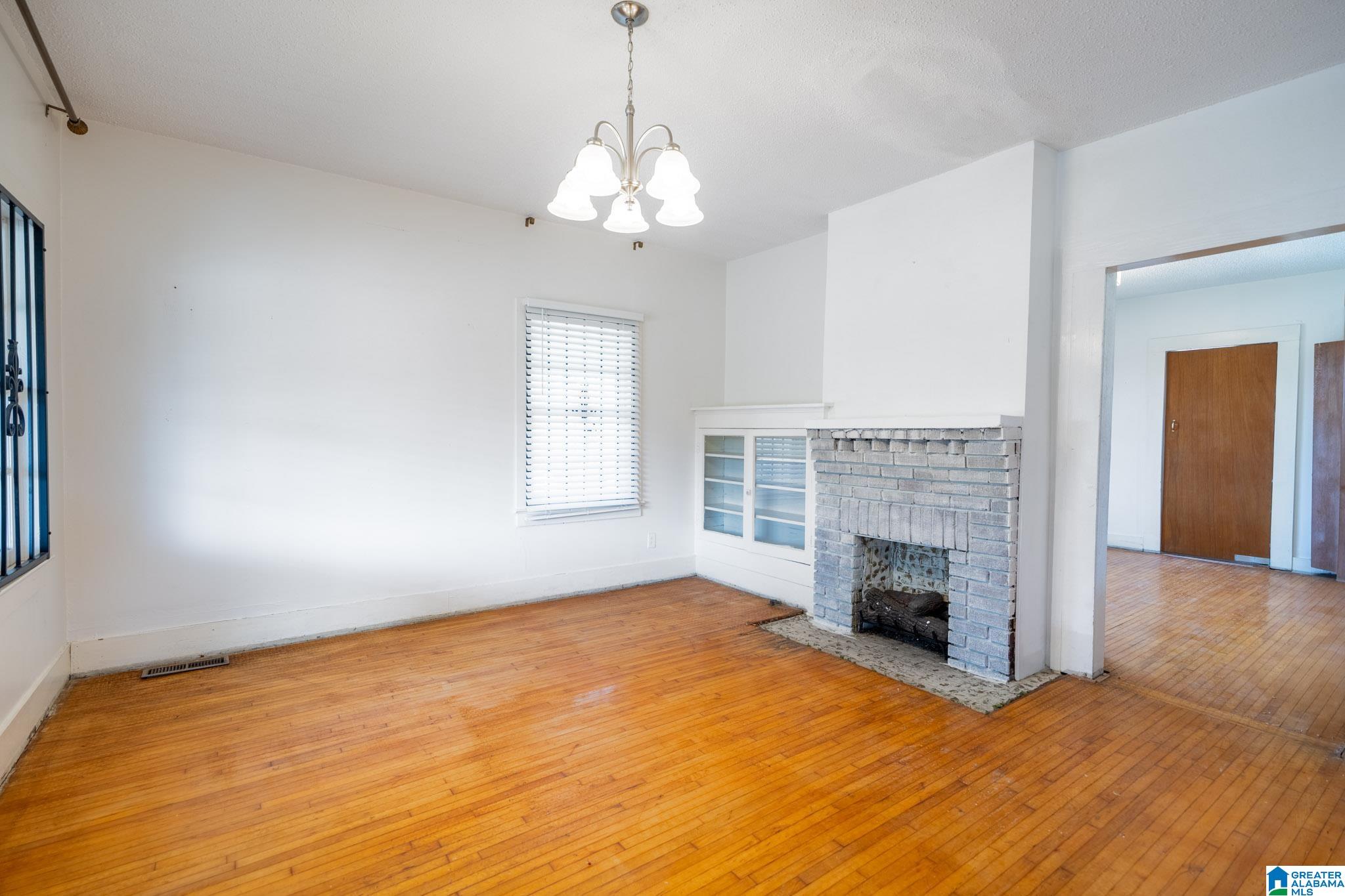 1505 24th Street Southwest Birmingham, AL 35211 - Photo 3 of 22