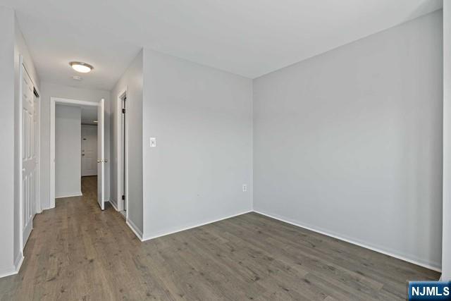405 Williams Court, Unit 405 Edgewater, NJ 07020 - Photo 24 of 27