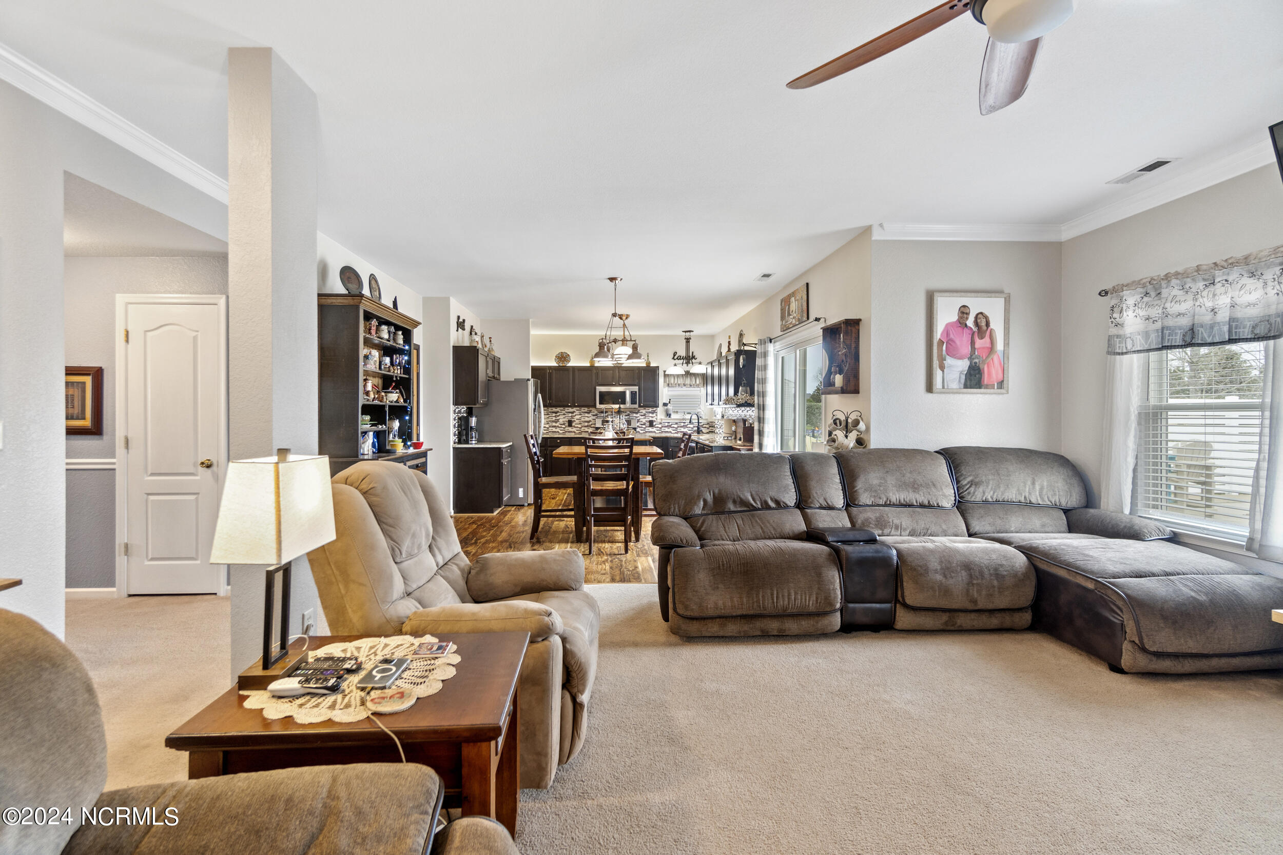 174 St Andrews Road Moyock, NC 27958 - Photo 15 of 64 Family Room