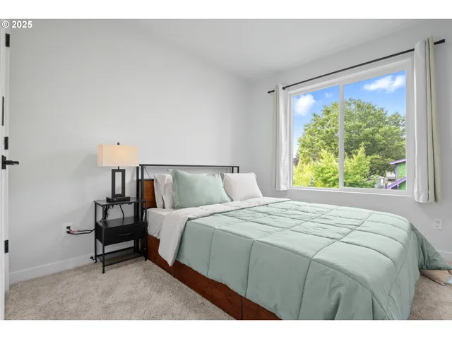 $475,000 | 817 Northeast 94th Avenue, Portland, OR 97220