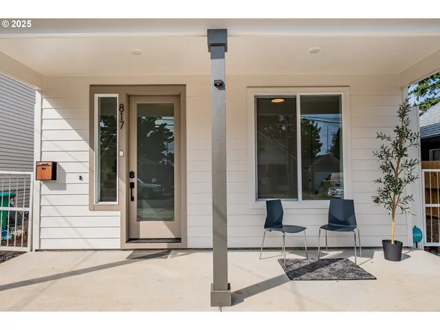 $475,000 | 817 Northeast 94th Avenue, Portland, OR 97220