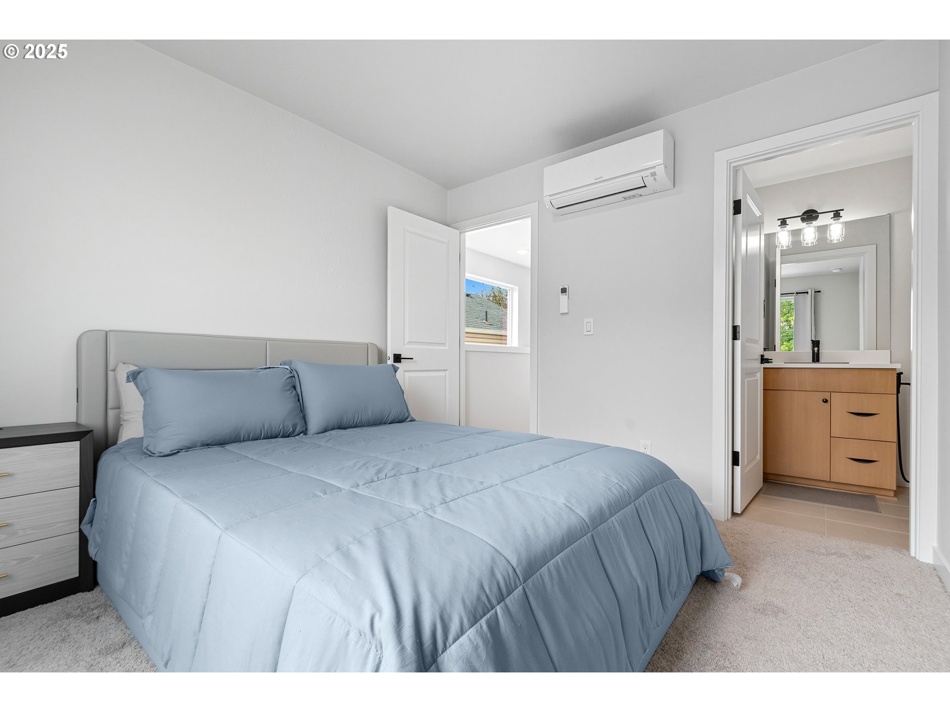 817 Northeast 94th Avenue Portland, OR 97220 - Photo 23 of 39